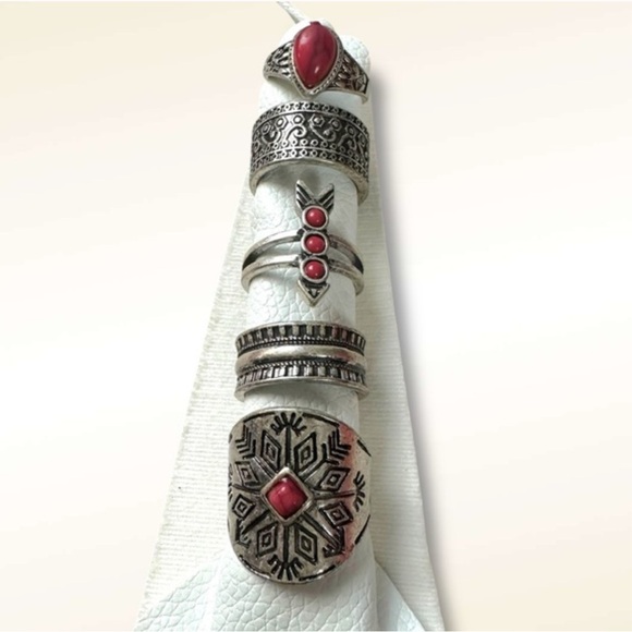 NWT Free People Count Your Lucky Stars Ring Set in Silver Red Boho Western - Picture 2 of 2